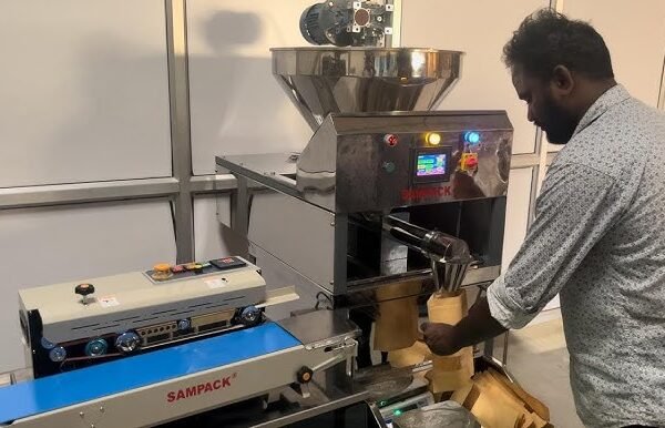 Automatic Pouch Filling Machine
